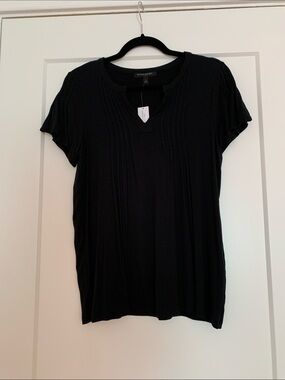 Banana Republic Black Short-Sleeve Pintuck Top